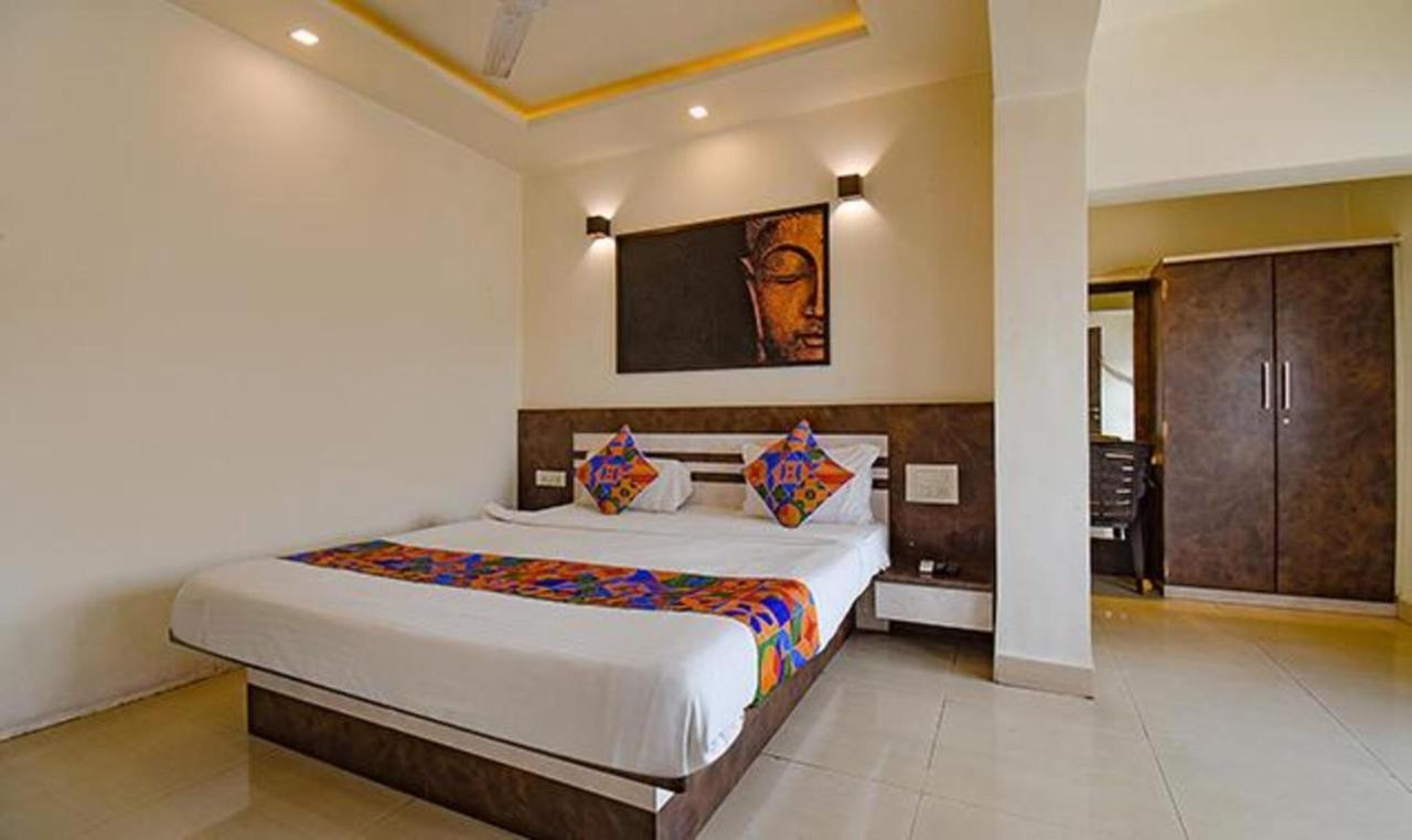 Fabhotel Royce Studio Apartments - Nr Pune International Airport Zewnętrze zdjęcie