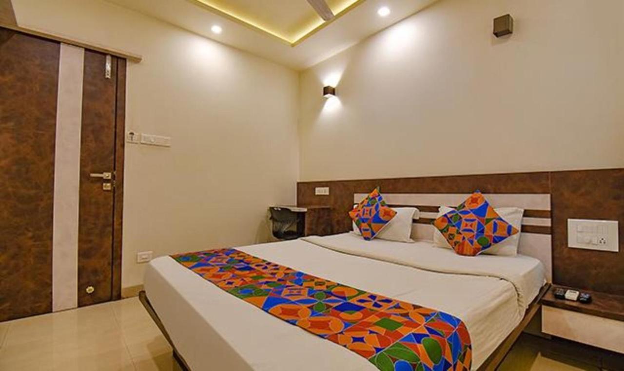 Fabhotel Royce Studio Apartments - Nr Pune International Airport Zewnętrze zdjęcie